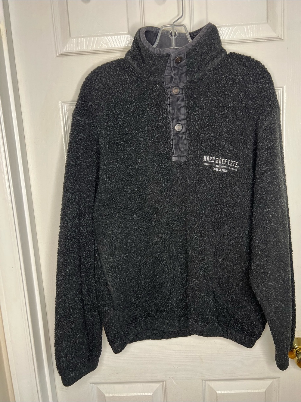 Hard Rock Cafe Orlando pullover snap Fleece Mix Black White Sweater Size Medium